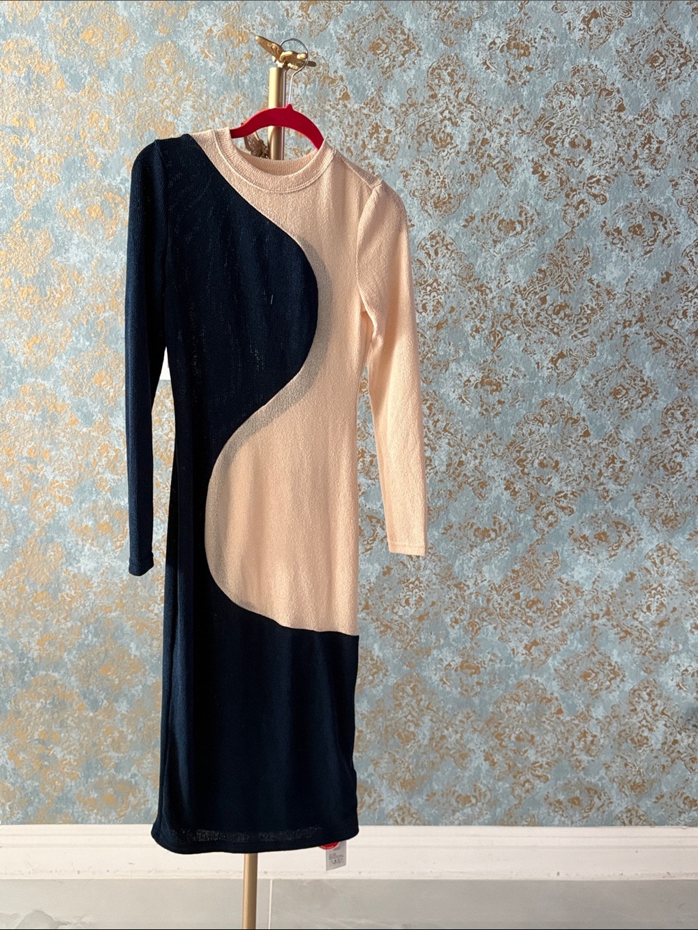 Cider Peach and Black Colorblock Long Sleeve Midi Dress